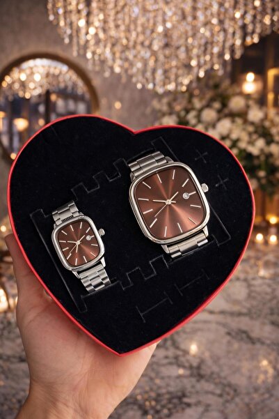 LOOQ Lover's Combination Women's & Men's Wristwatch in Heart-Shaped Box