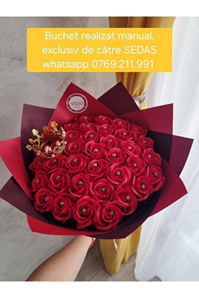 Store.sedas Buchet 37 trandafiri de sapun rosii cu coronita si diamante, real...