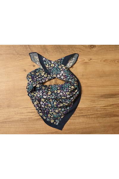 Zelayn Cotton Floral Patterned Navy Blue Bandana Scarf