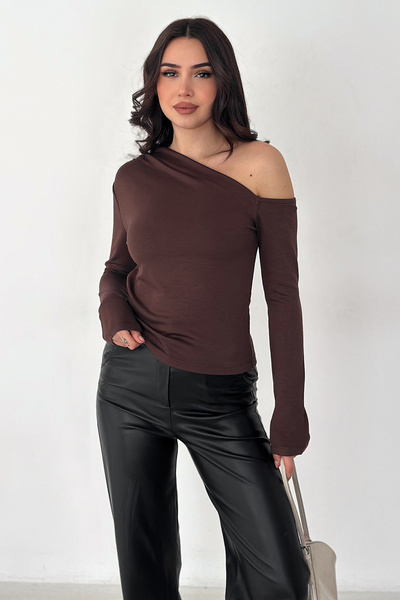 Noa&Noa Women's Asymmetrical One-Shoulder Blouse – White Angle