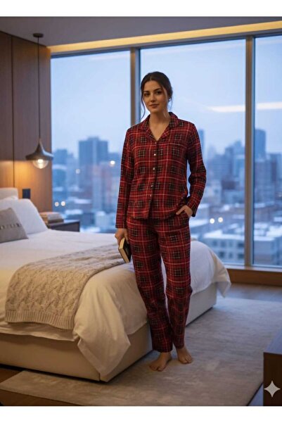 Butik Kadın Kırmızı Ekose (Kareli) Desenli Yumuşak Süet Dokulu Pijama Takımı