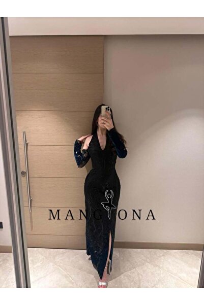 MANGONA Luxurious black evening gown, fully embroidered, with navy velvet sle...