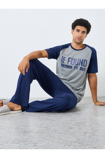 Styli Men Grey Printed Raglan Sleeve T-Shirt and Pyjama Set