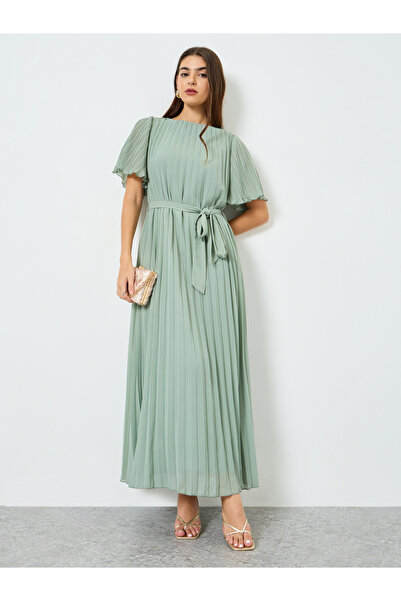 Styli Women Green Pleated Belted Maxi Dress