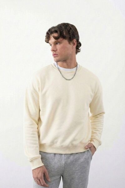 gothamvibes سويت شيرت رجالي بوكسي أوفر سايز باللون الأصفر الفانيليا