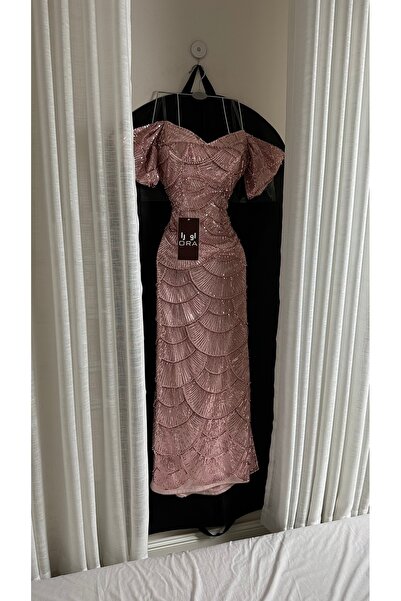 Ora Elegant pink sequined evening dress