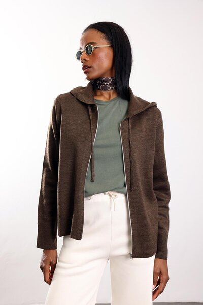 5in1Canpolat Tricotaj maro cu glugă și fermoar 251023