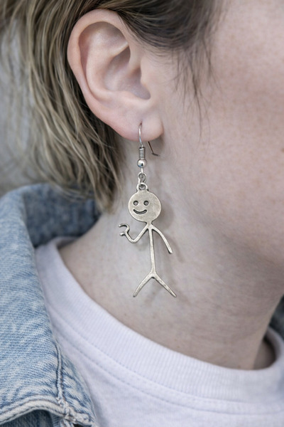 HER ŞEY NOTA www.herseynota.com Happy Line – Silver Color Earrings with Adam ...