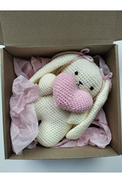 elizi dünyası Amigurumi Kalp tutan Tavşan