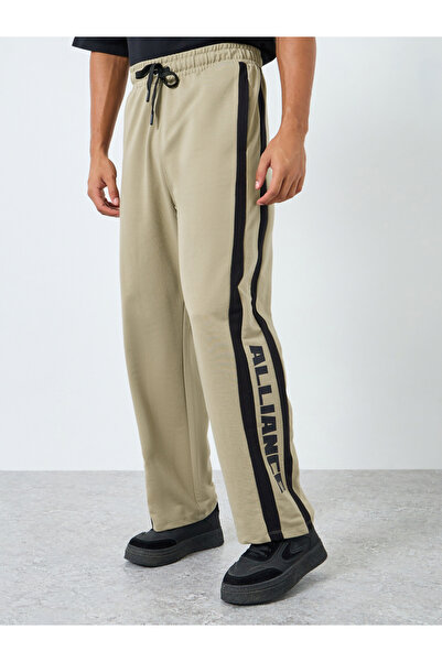 Styli Men Striped Oversized Terry Joggers