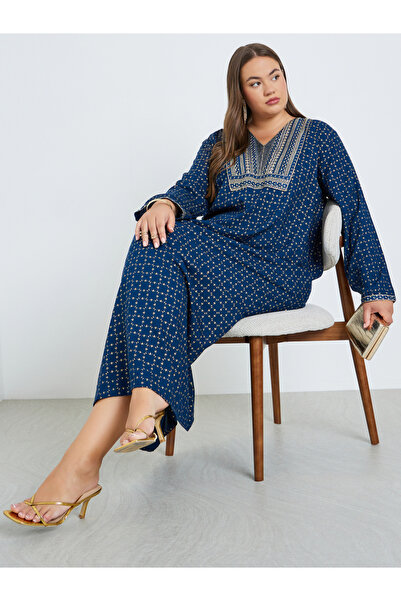 Styli Plus Size Navy Blue Embroidered Jalabiya