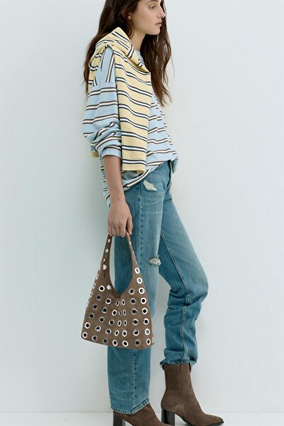 Pull & Bear Zımba detaylı omuz çantası