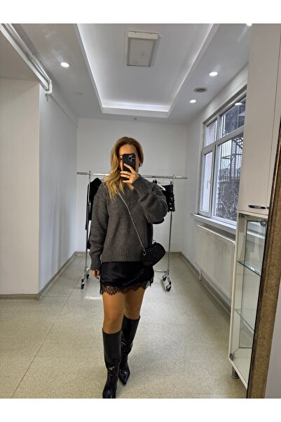 Butik SATEN ELBİSELİ TRİKO