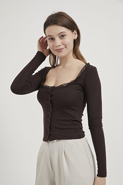 Arma Life ARMALIFE 10522 BLUZĂ DE DAMĂ CU DETALII CU NASTURI, GULER DESCHIS Ș...