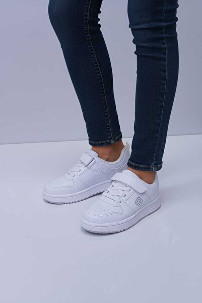 pediashoes Unisex, Girls' and Boys' White Color Lightweight and Flexible Snea...
