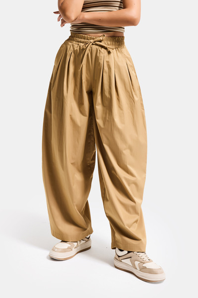 it's basic Women's Brown S6-76 Super Balloon Fit Loose Cut Special Fabric Tro...