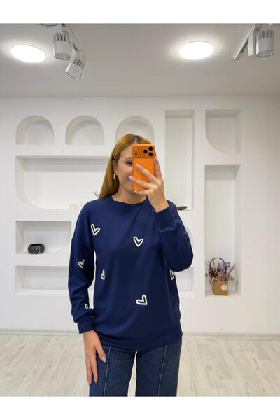 Trendingsize سويت شيرت مزين بتطريز على شكل قلب بنسيج مودال