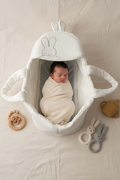 Rivaİstanbul حقيبة حمل الطفل بتصميم أذني الأرنب