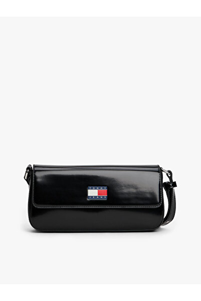 Tommy Hilfiger TJW Must Kapaklı Askılı Kadın Siyah Çapraz Çanta AW0AW18080BDS
