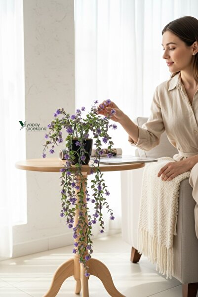 YAPAY ÇİÇEKÇİNİZ Siyah Renkli Saksıda 60 cm Yoğun Yapraklı Mor Renkli Yapay S...