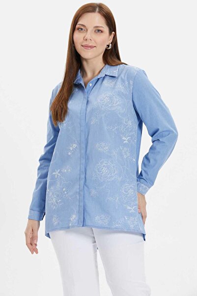 Selen Büyük Beden Önü Nakışlı Gömlek / MAVİ