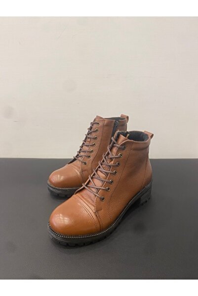 Özay حذاء نسائي من الجلد الطبيعي ببطانة دافئة ونعل مطاطي وأربطة وسحاب