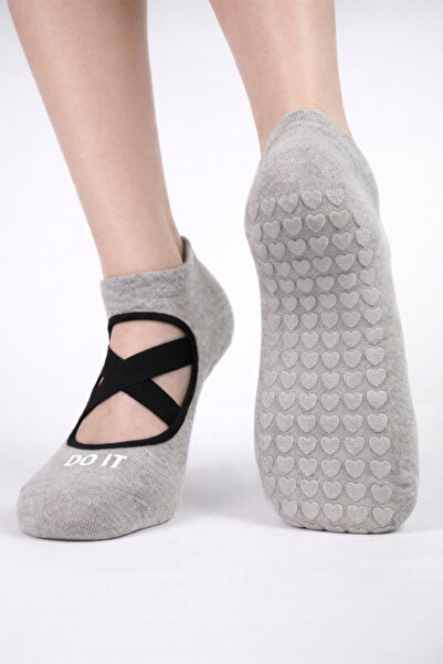 CARNAVAL SOCKS Gray Melange Colored Pilates & Yoga Non-Slip Sole Booties Socks