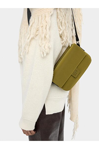 PARFOIS Yumuşak Dokulu Kapaklı Çapraz Çanta