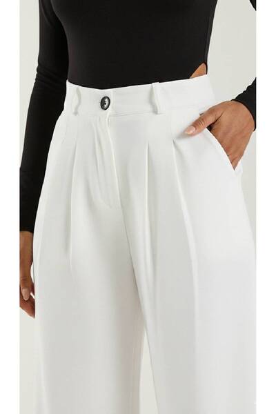 BTN BURUTEKİN 99 Palazzo Fabric Pants Model3