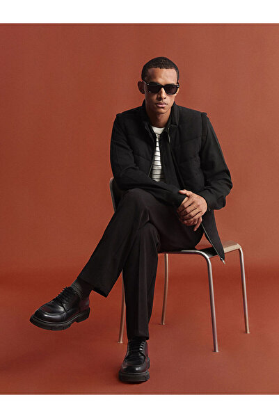 LC Waikiki سترة رجالية منفوخة ذات ياقة عالية