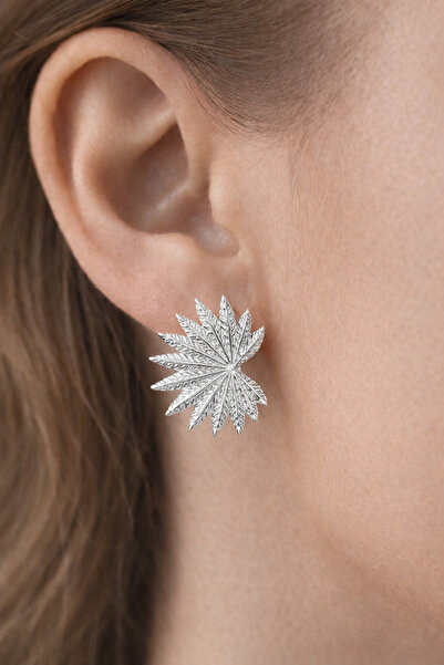 MRK Women's Flower Flower Earrings