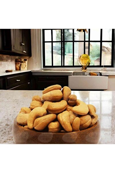 Z-CUP One kilo of roasted salted cashews