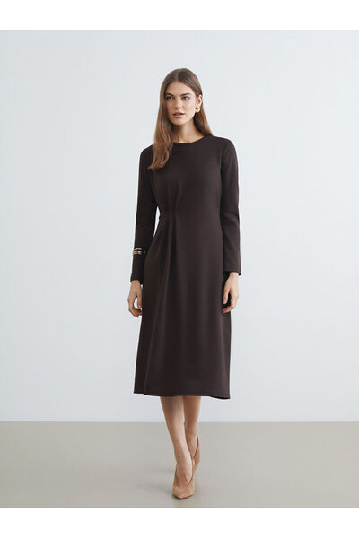 LC Waikiki Rmz Gi̇yi̇m Farkiyla Zero Roba Collar Gathered Dress