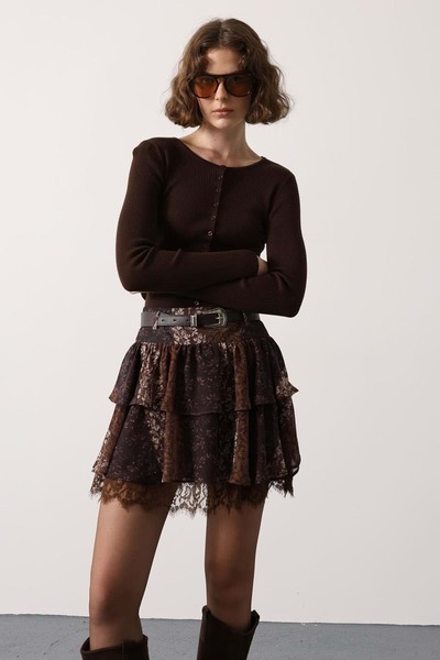 ibeeka Lace detailed layered silver buckle belted mini skirt - coffee - s