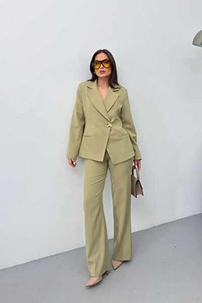 spirituel Set de două piese pentru femei, elegant, cu nasturi aurii, buzunare...