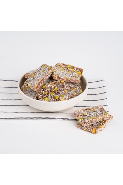 Bahçemden İncir Antep Fıstıklı Cezerye 1 Kg - Lüks Mersin Tatlısı