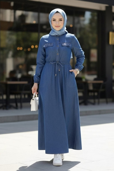 Hb Harma Time Butik فستان جينز أزرق داكن للنساء، مزين بالأحجار، بأزرار
