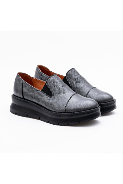 VAGAM Grey Leather Shoes with Elastic