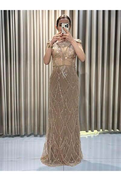 Kaleiçi Yıldızlar Gold V Yaka Omuz Sarkaçlı İşlemeli Abiye Elbise |