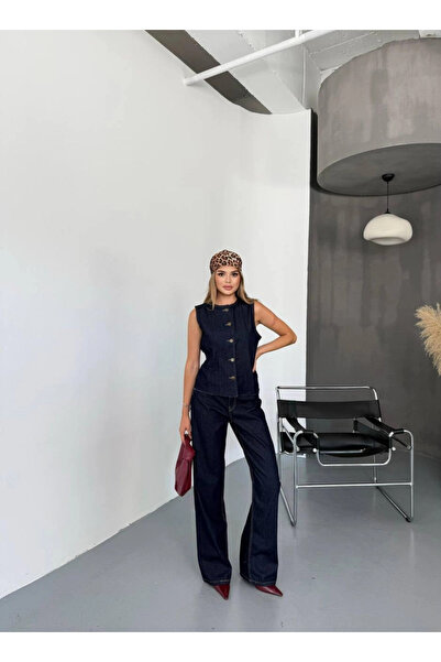 Cool & Sexy Women's Jean Pantalon and Sleeveless Shirt Bottom-Top Set