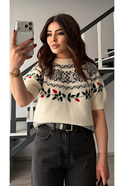Oslove Cream-Anthracite Embroidered Short Sleeve Sweater