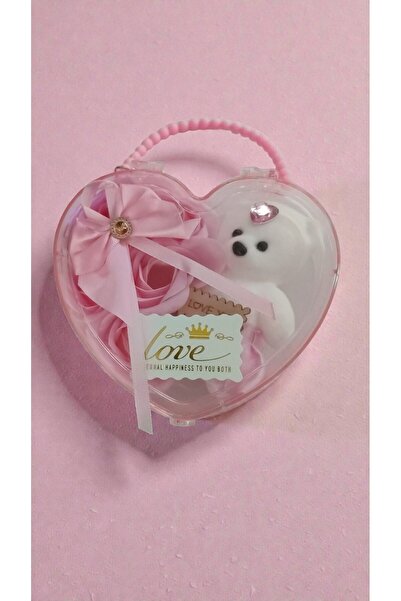 FAMEMUS ACCESSORY Sevgililer Gününe Özel Kalpli Kutuda I LOVE YOU yazan güllü...