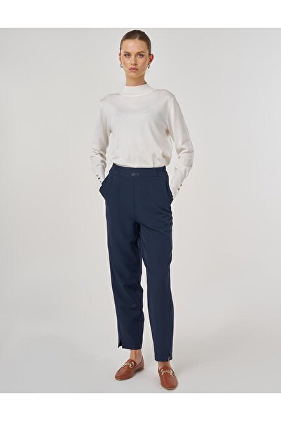 Kayra Μεταλλικό εμπριμέ παντελόνι καρότο σε σκούρο μπλε ναυτικό 79049