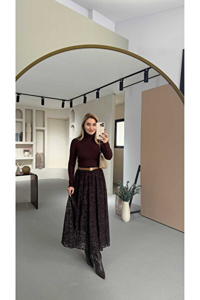 Sezgi Tekin Fusta din tul maro cu relief catifelat