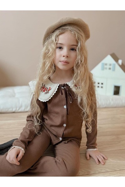 Patriko Момичешки комплект за нов сезон с празнична бродирана яка, жилетка и ...