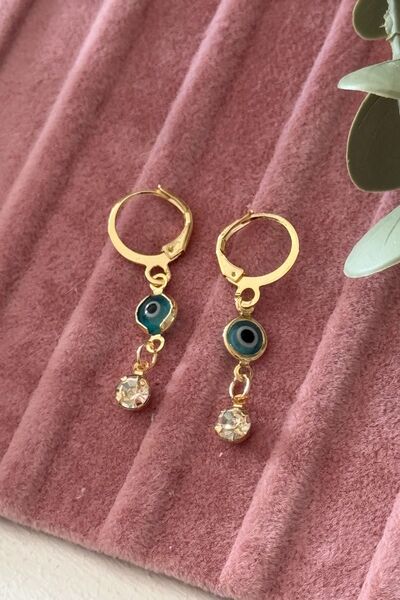 Trendy Butik أقراط عين الشر من حجر الزركون