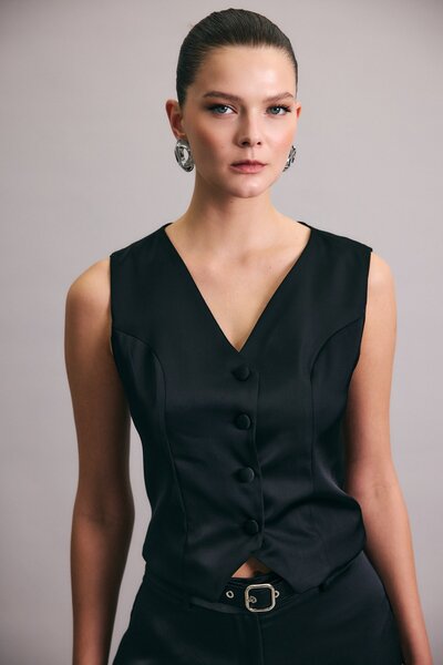 Sateen Classic Plain Vest - Black