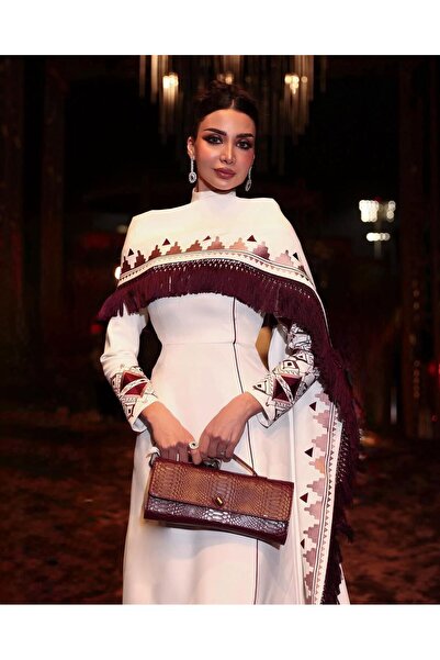 alweshah alahmar Ramadan dress