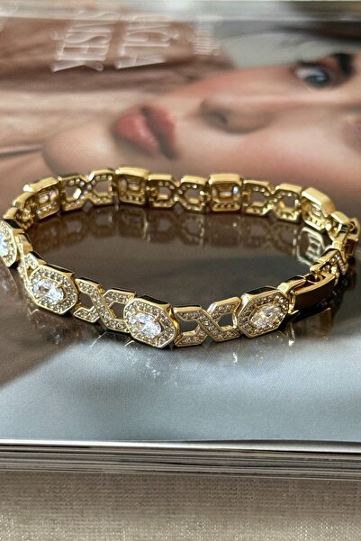 Trendy Butik سوار زوبينغ الكامل من الزركون بنموذج متعرج