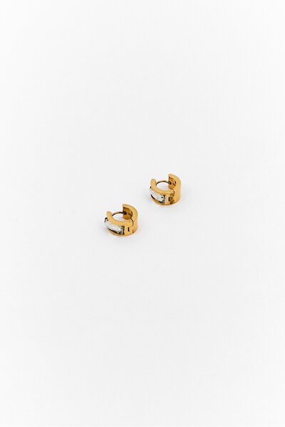 Piatella Women Diamonds Huggies Earrings, Gold